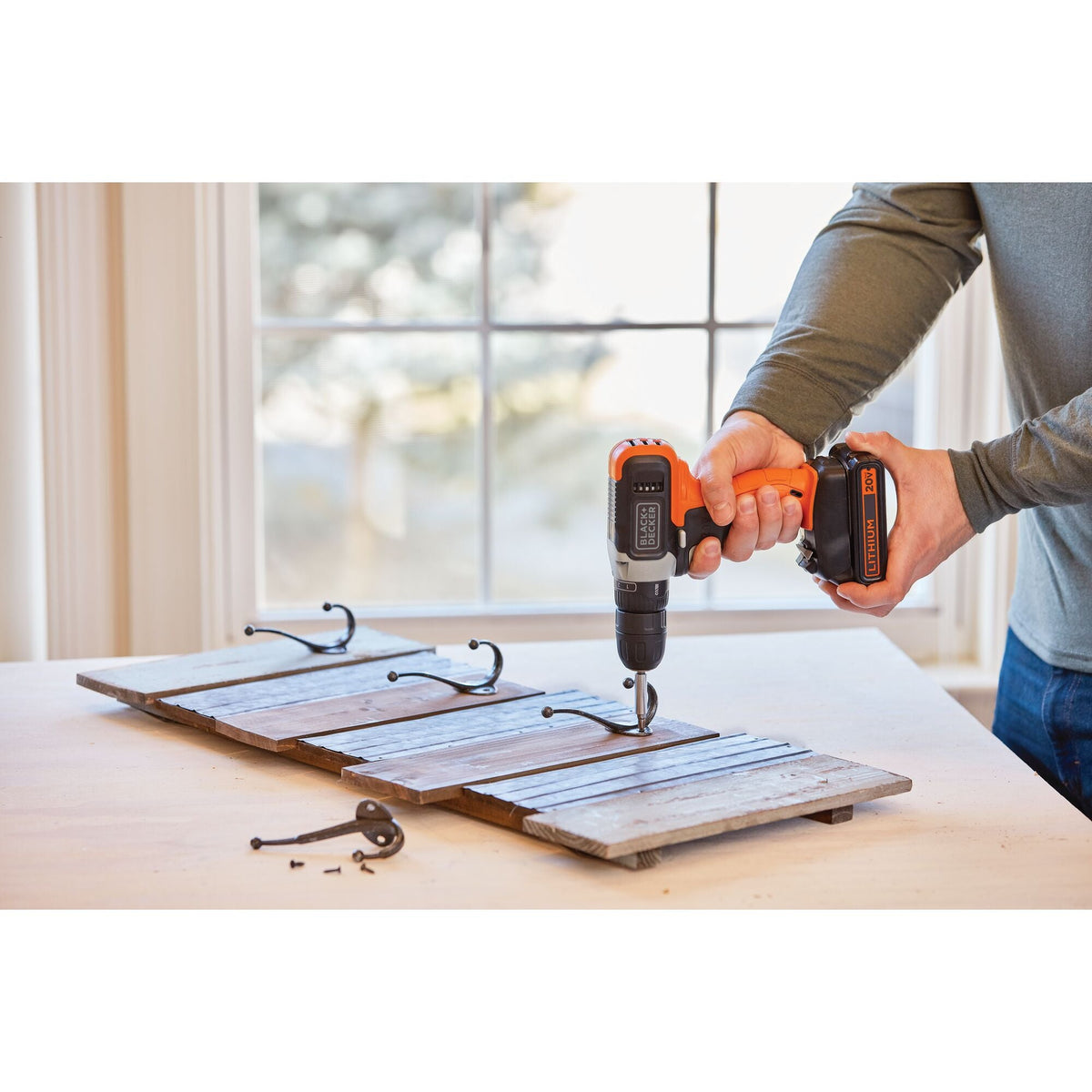 20V MAX* POWERCONNECT? Cordless Drill and Impact Driver, Battery and Charger Included