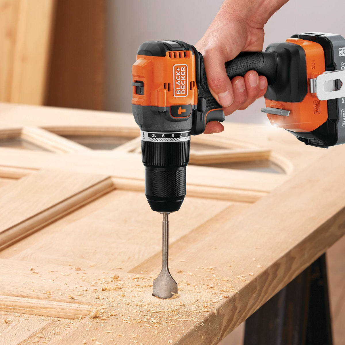 20V MAX* POWERCONNECT? Cordless Brushless ?-in. Hammer Drill Kit