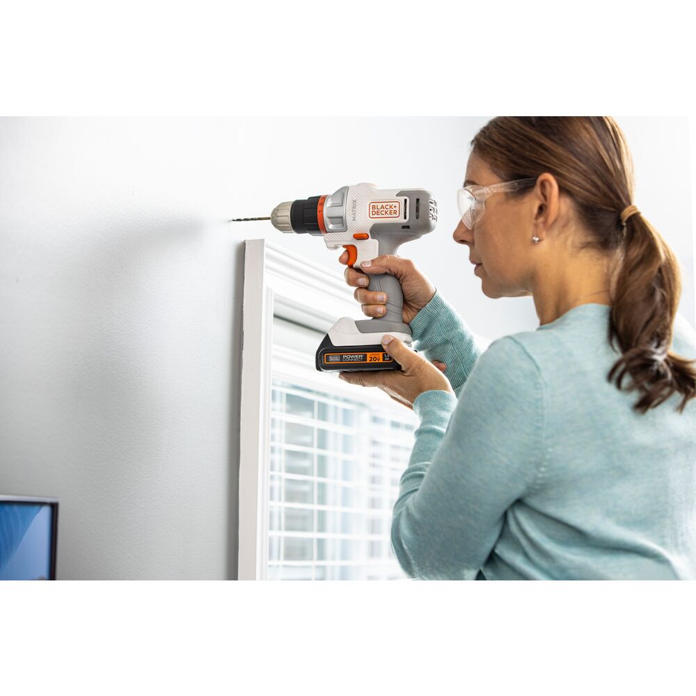 20V MAX *POWERCONNECT? MATRIX? Cordless Drill/Driver Kit, Battery and Charger Included (White)